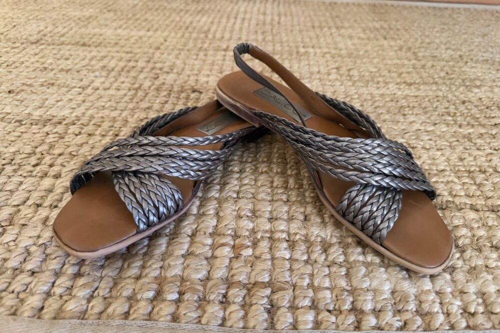 Calico Size 8 Metallic Woven Leather Slingback Sandals Square Toe